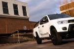 Mitsubishi L200 Black Barbarian 2012 года (UK)